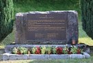 Denkmal für die Gefallenen der 10. Fallschirmjägerdivision beim Friedhof von Lilienfeld. (Foto: RedTD/Keusch)
