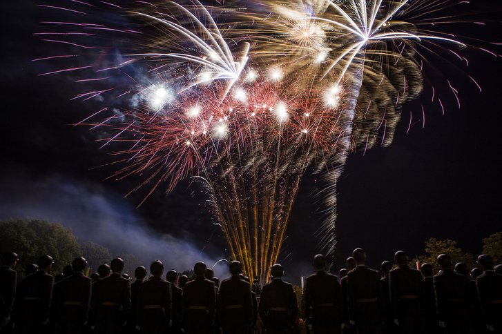 Feuerwerk an der Theresianischen Militärakademie. (Foto: Bundesheer/Richard Schwarzenecker)