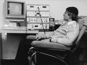 In den 1980ern war Karl Pavlis ein Pionier der Biofeedbackmethode, die damals neu und hochmodern war. (Foto: Archiv Pavlis)